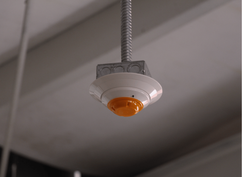 Guía para Elegir el Detector Contra Incendios&nbsp;Ideal